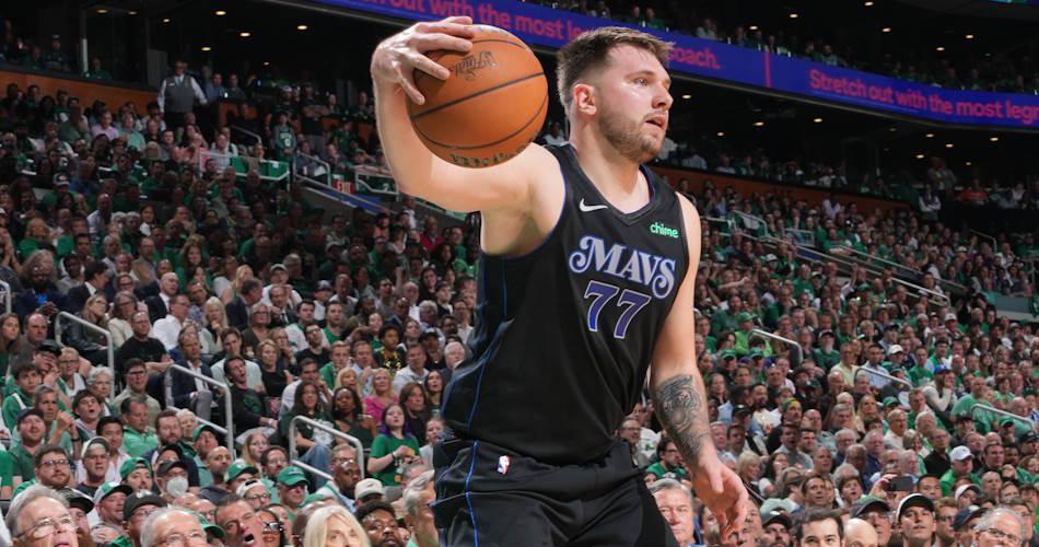 东契奇合同薪资全解析：从新秀合同到超级顶薪的商业价值