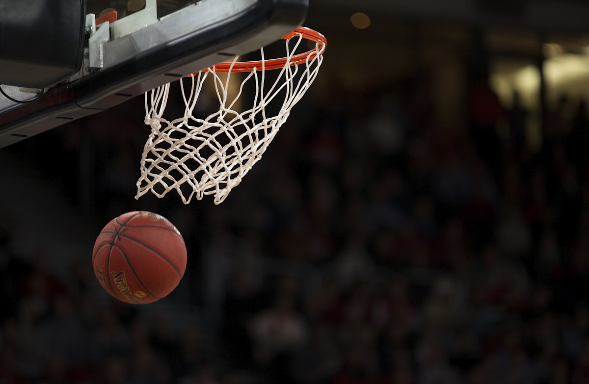 东契奇的传球艺术:解构NBA顶级组织大师的篮球智商